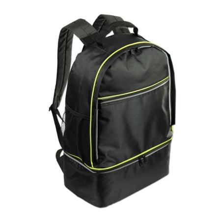 MOCHILA TARMAK COM COMARTIMENTO PARA SAPATOS PRETO